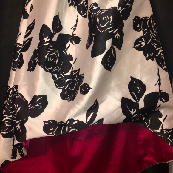 Skirt and crop top dress - Picture 4 of 4